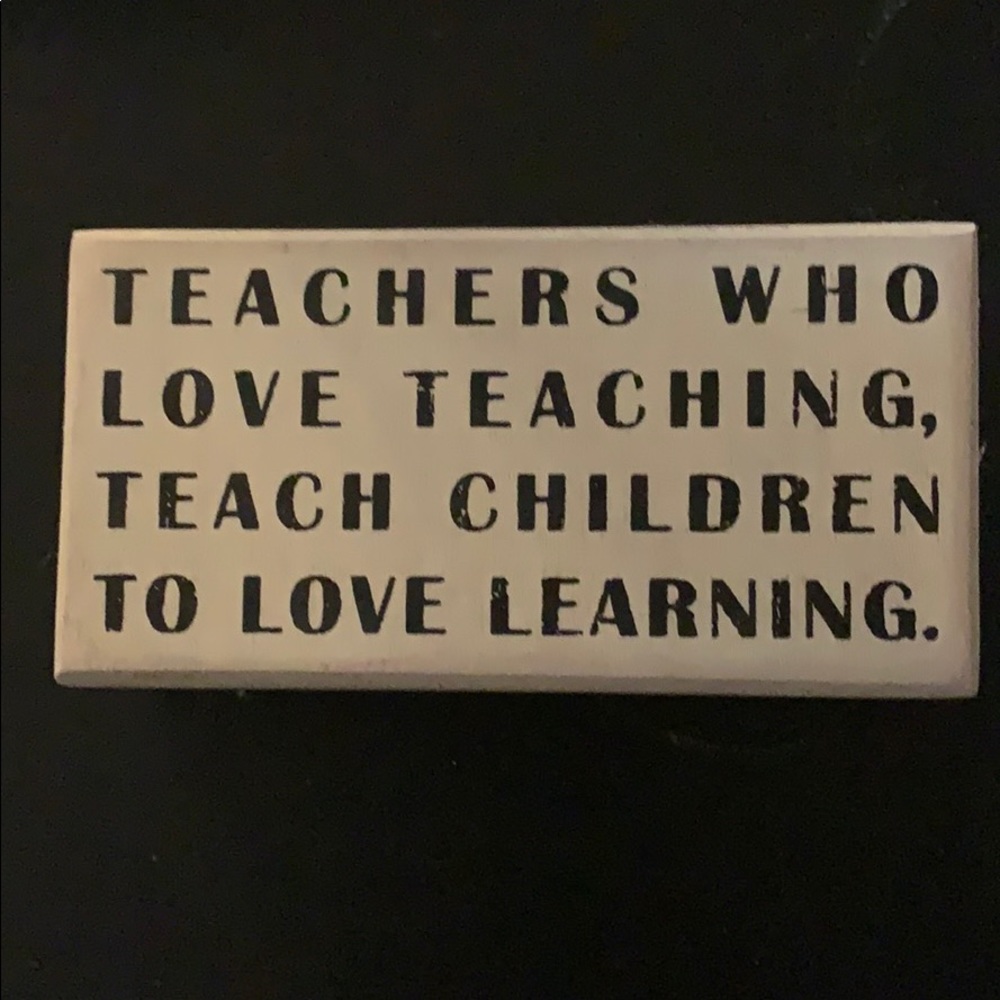 Wooden block “Teacher’s who love teaching”